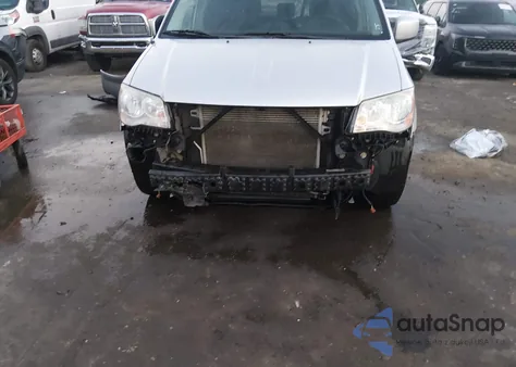 2012 Dodge Grand Caravan Crew z USA, uszkodzony, nr VIN 2C4RDGDG2CR299058